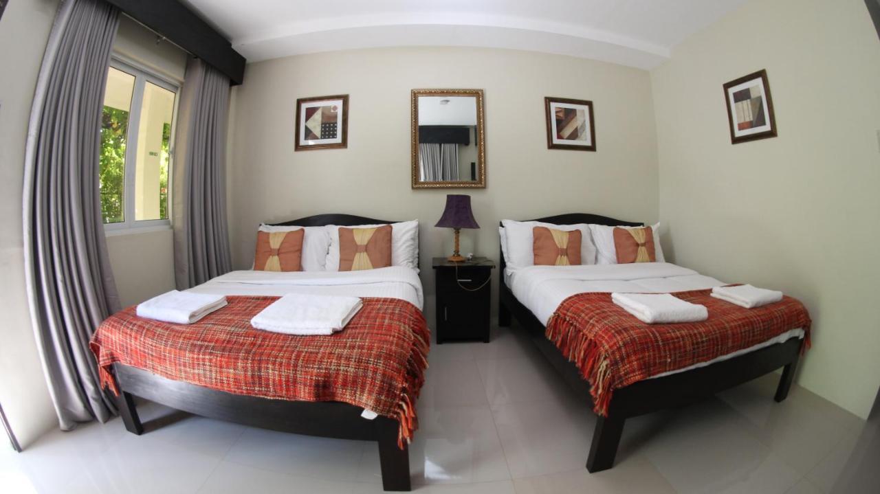 Casa Cecilia Hotel Bantay Екстер'єр фото