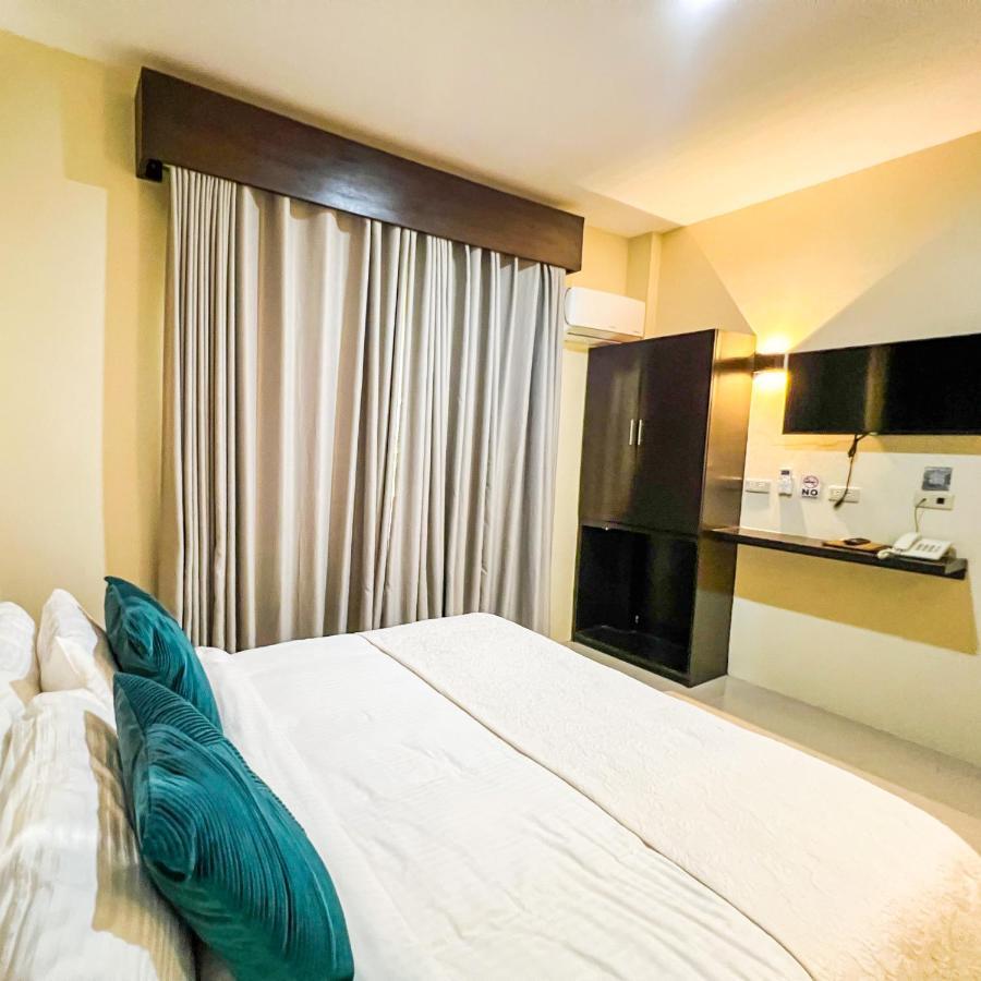 Casa Cecilia Hotel Bantay Екстер'єр фото
