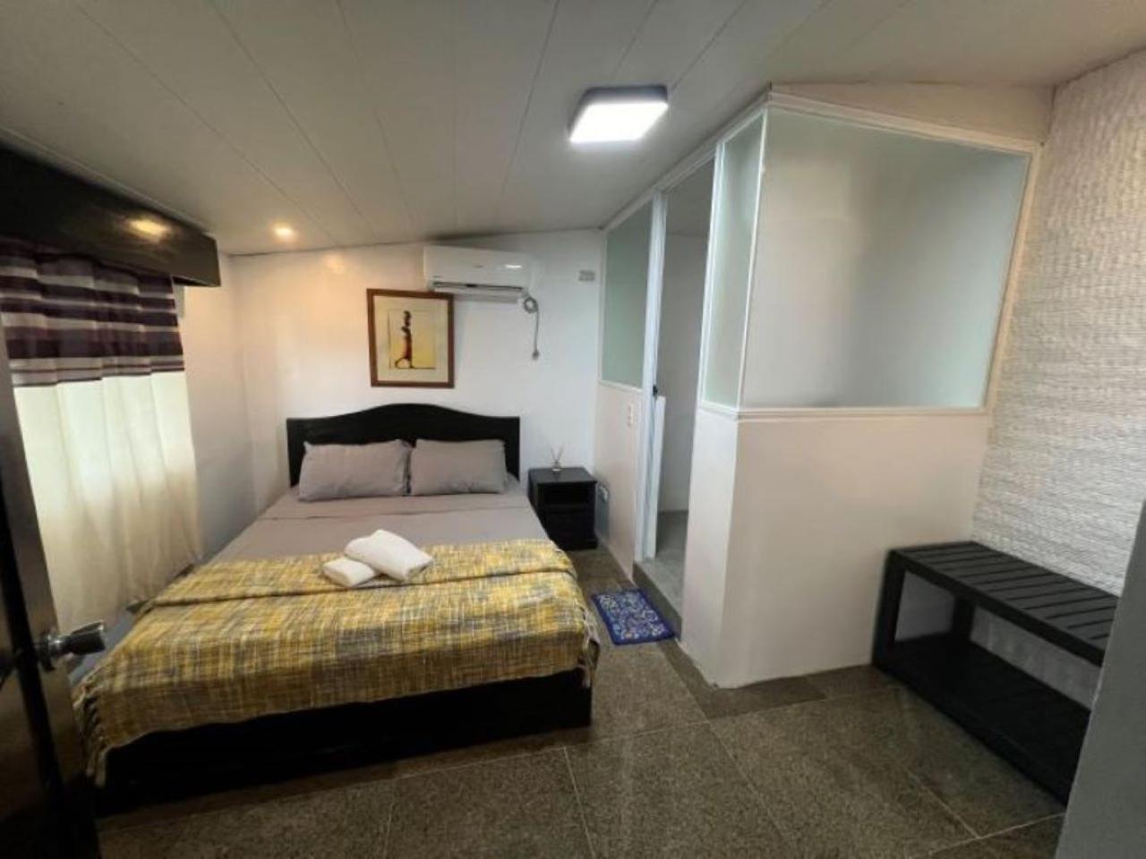 Casa Cecilia Hotel Bantay Екстер'єр фото